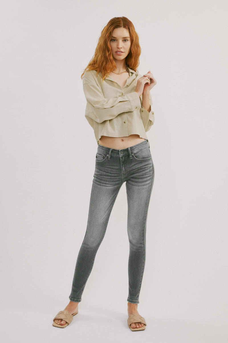 Jenner Mid Rise Super Skinny Jeans