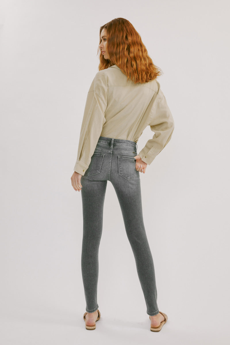 Jenner Mid Rise Super Skinny Jeans