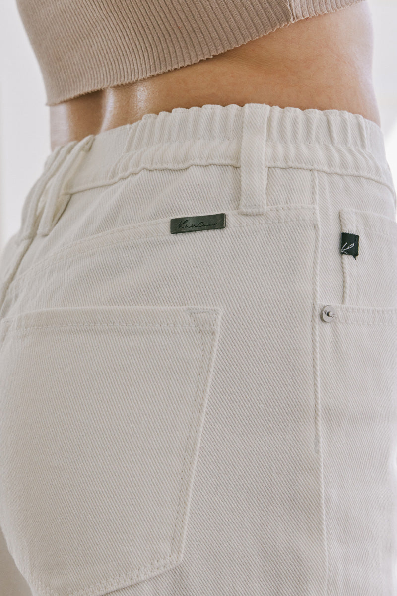 Irelia Ultra High Rise Mom Jeans