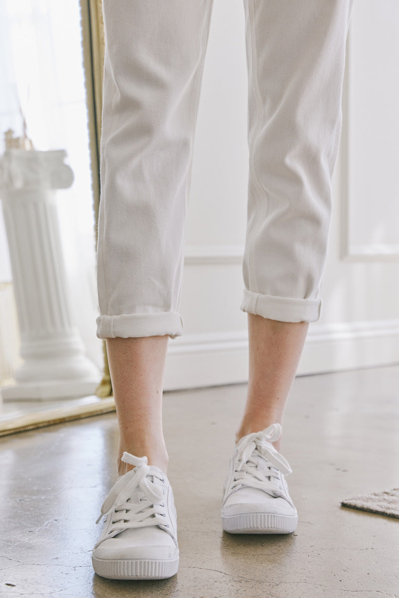 Irelia Ultra High Rise Mom Jeans