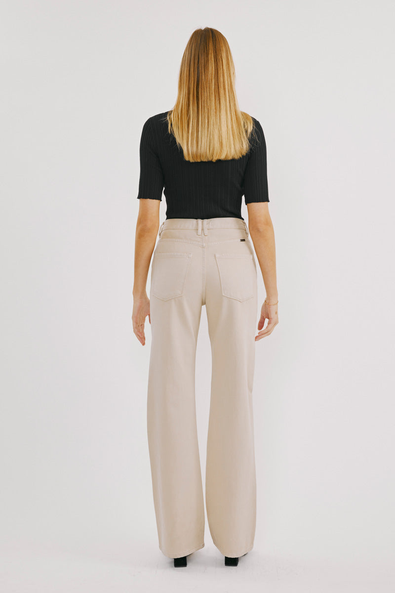 Montana Ultra High Rise 90's Flare Jeans