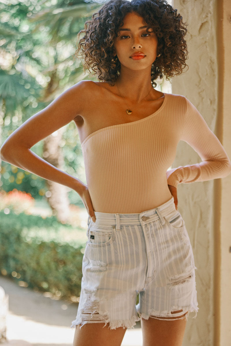 Del Ultra High Rise 90's Boyfriend Shorts