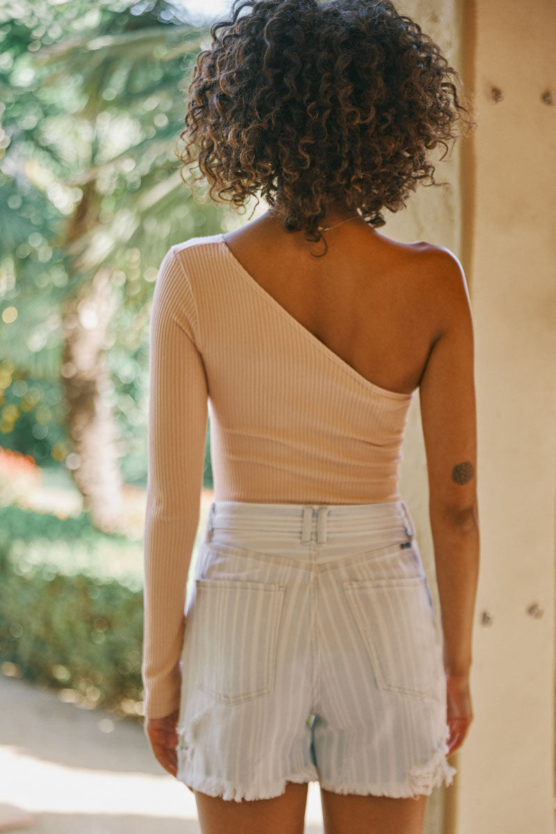 Del Ultra High Rise 90's Boyfriend Shorts