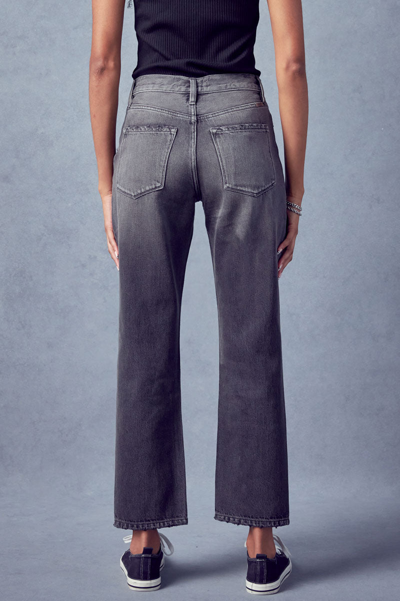 Hilana Ultra High Rise 90's Boyfriend Jeans