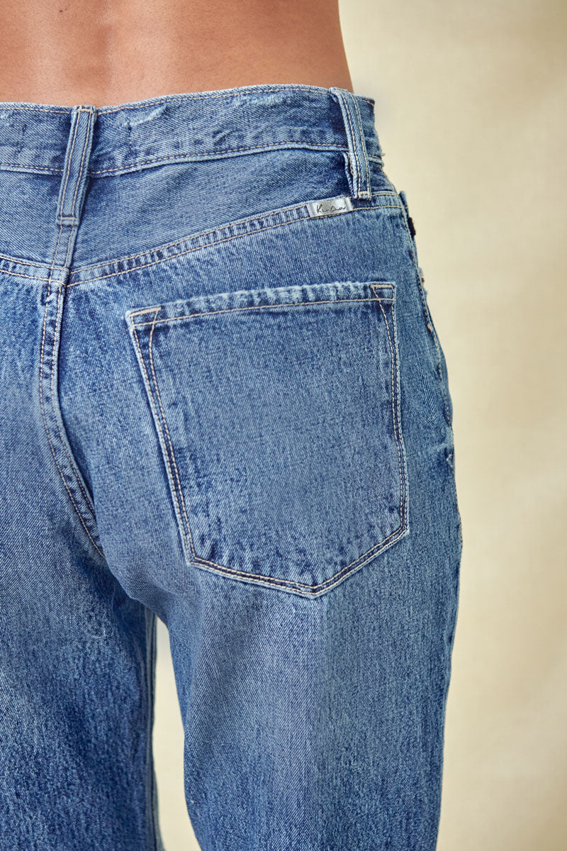 Hilana Ultra High Rise 90's Boyfriend Jeans