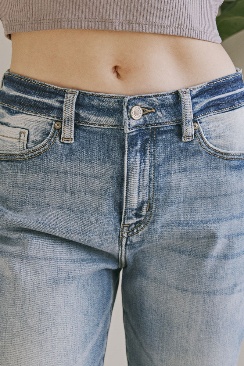 Remio High Rise Mom Jeans